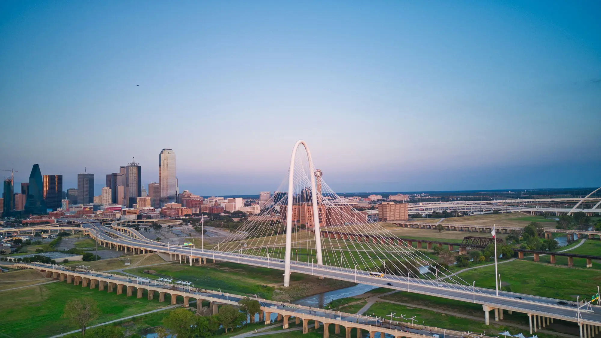 Dallas, Texas skyline and Margaret Hunt Hill Bridge